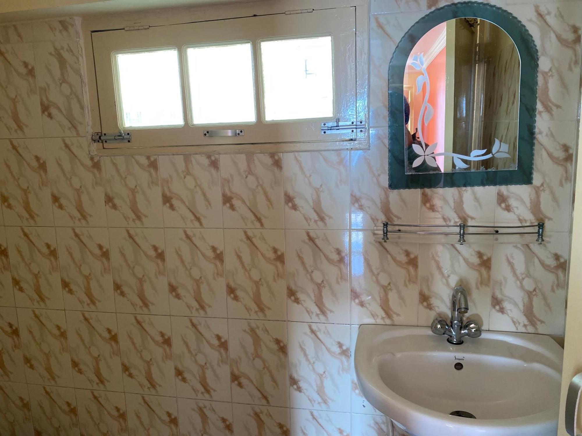 דרמסאלה Jagatram Niwas Guesthouse Dharamkot מראה חיצוני תמונה