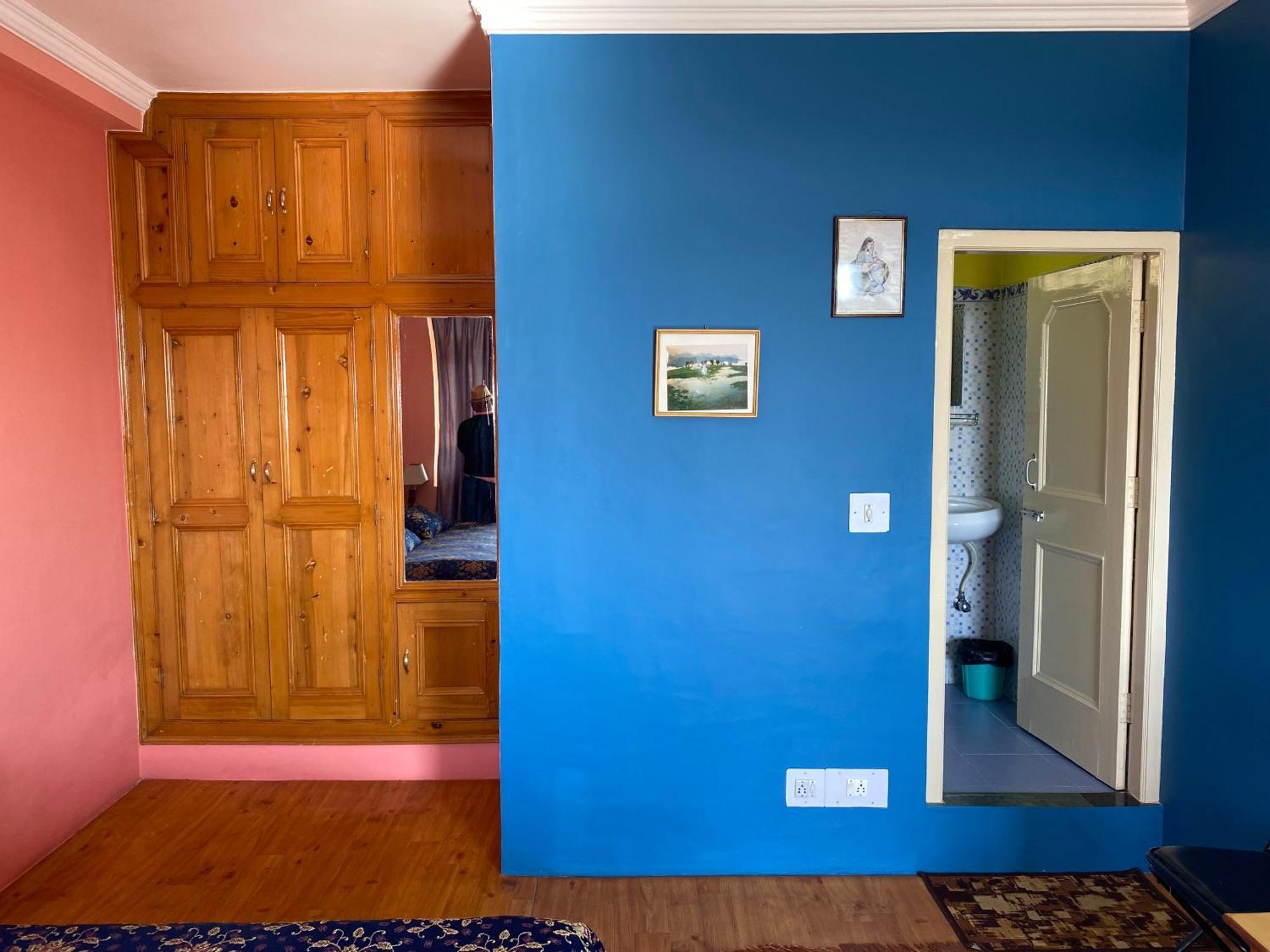 דרמסאלה Jagatram Niwas Guesthouse Dharamkot מראה חיצוני תמונה