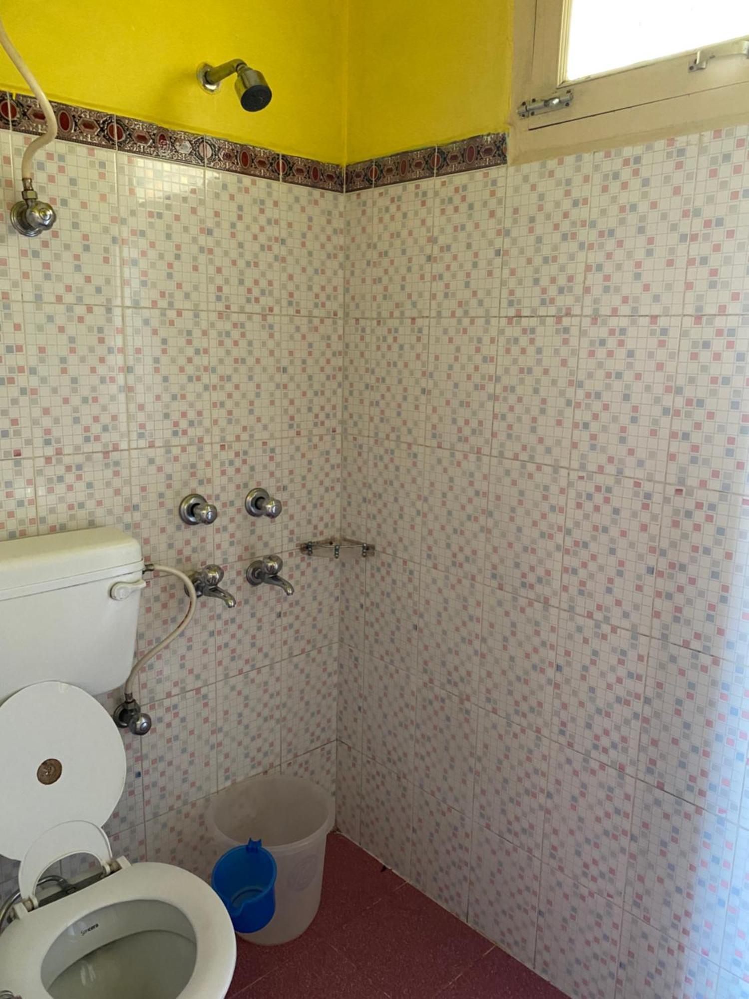 דרמסאלה Jagatram Niwas Guesthouse Dharamkot מראה חיצוני תמונה