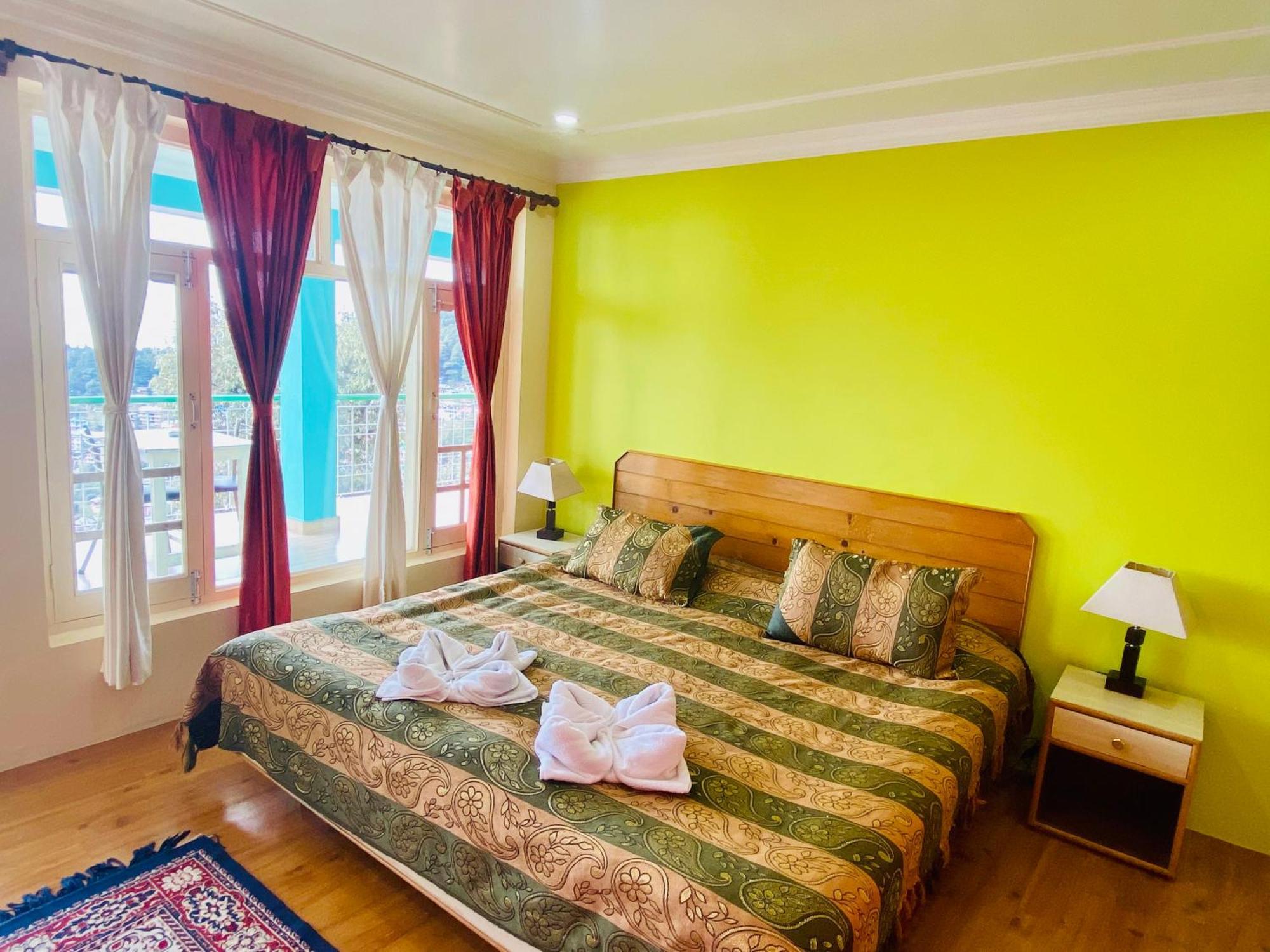 דרמסאלה Jagatram Niwas Guesthouse Dharamkot מראה חיצוני תמונה